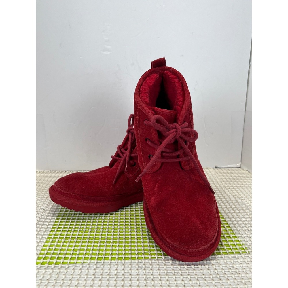UGG Neumel Ankle chukka Boots lace up Women's Size 6 Red suede 1017320K